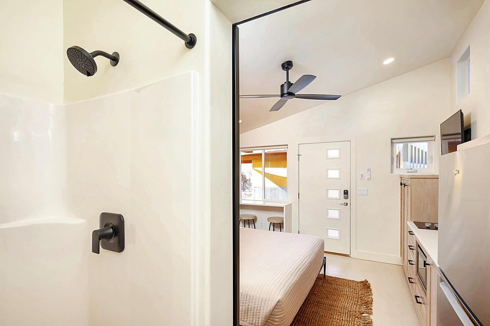 Downtown Kokopelli West 4 - Newly Remodeled Stylish Studio Moab Bagian luar foto